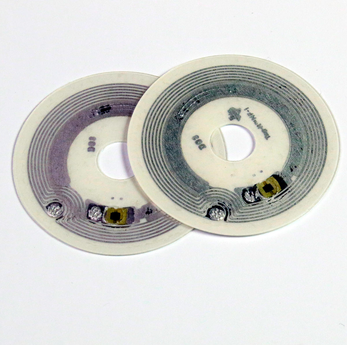 RFID TAG ASSEMBLY